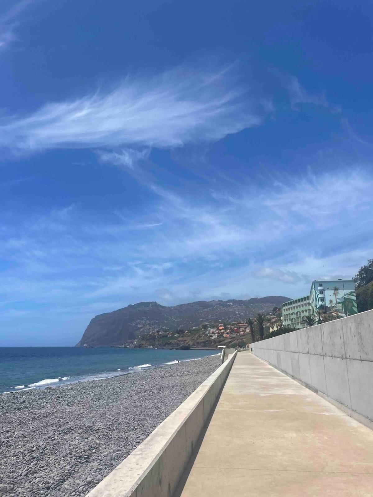Serene Seaside Praia Formosa Funchal  Extérieur photo